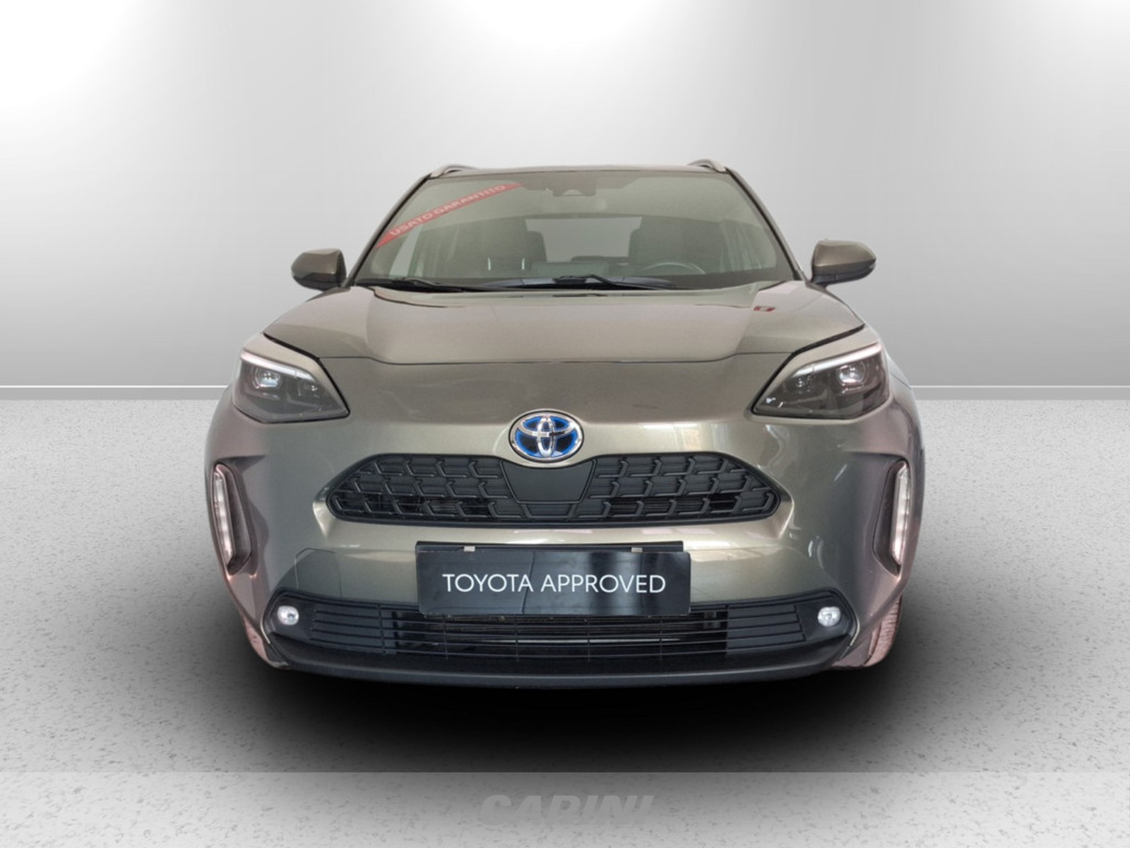 CARINI Toyota yaris cross