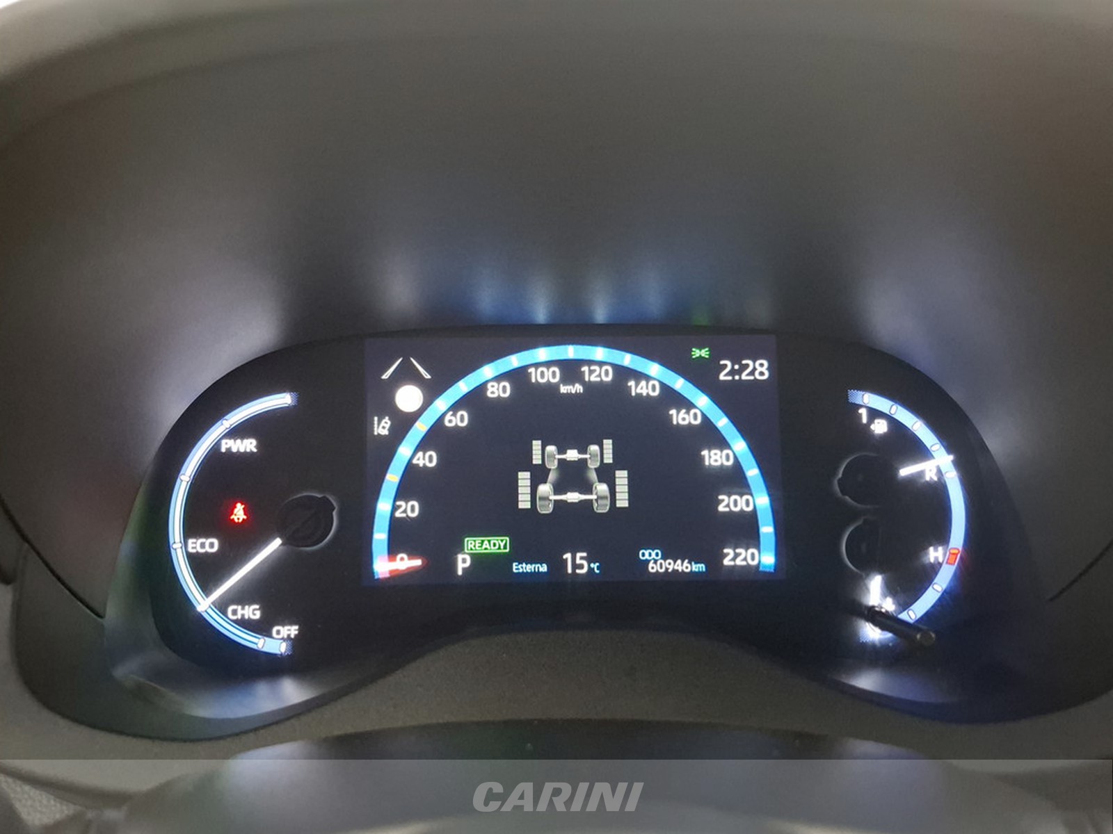 CARINI Toyota yaris cross