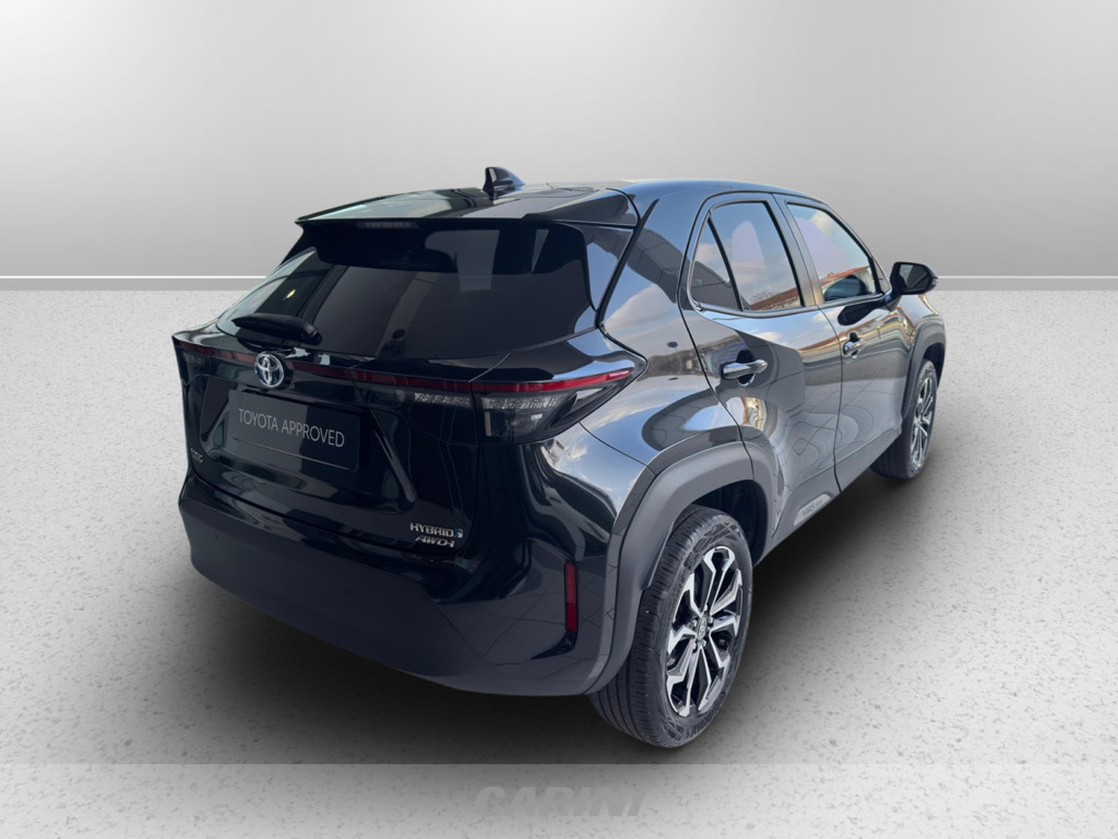 CARINI Toyota yaris cross