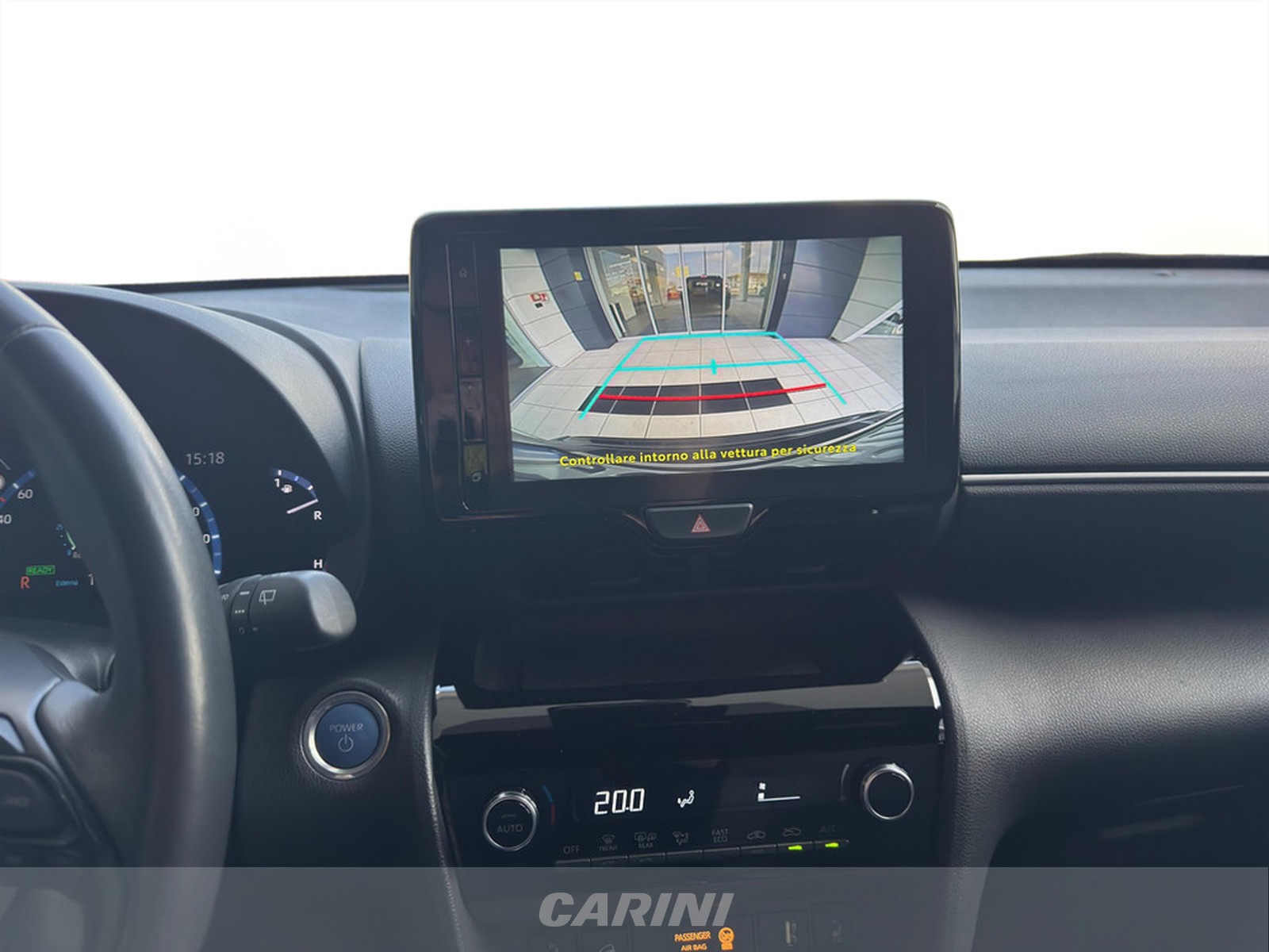 CARINI Toyota yaris cross