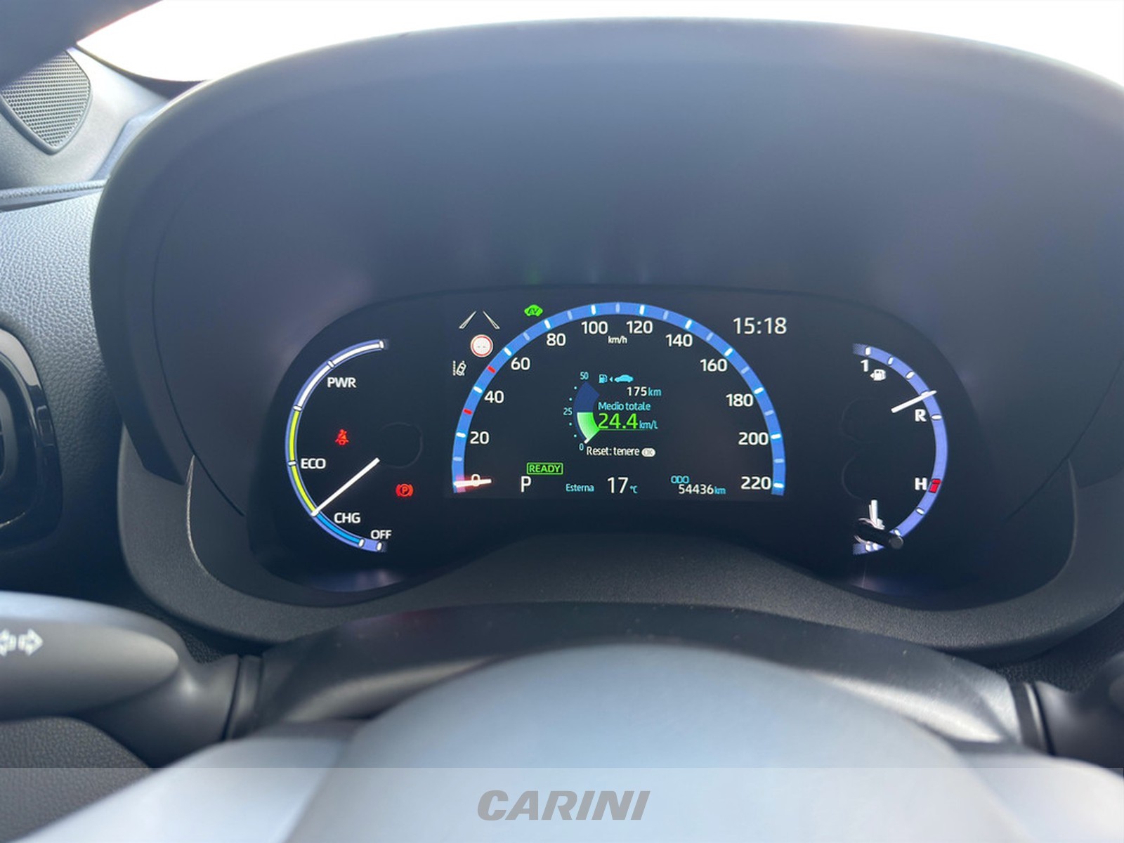 CARINI Toyota yaris cross