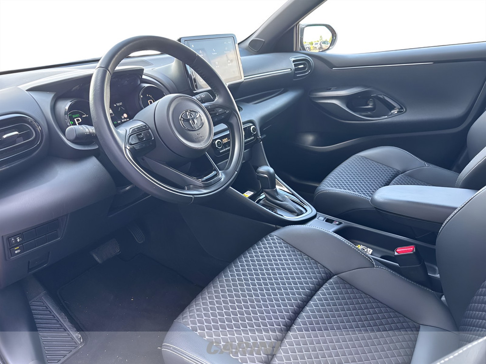 CARINI Toyota Yaris