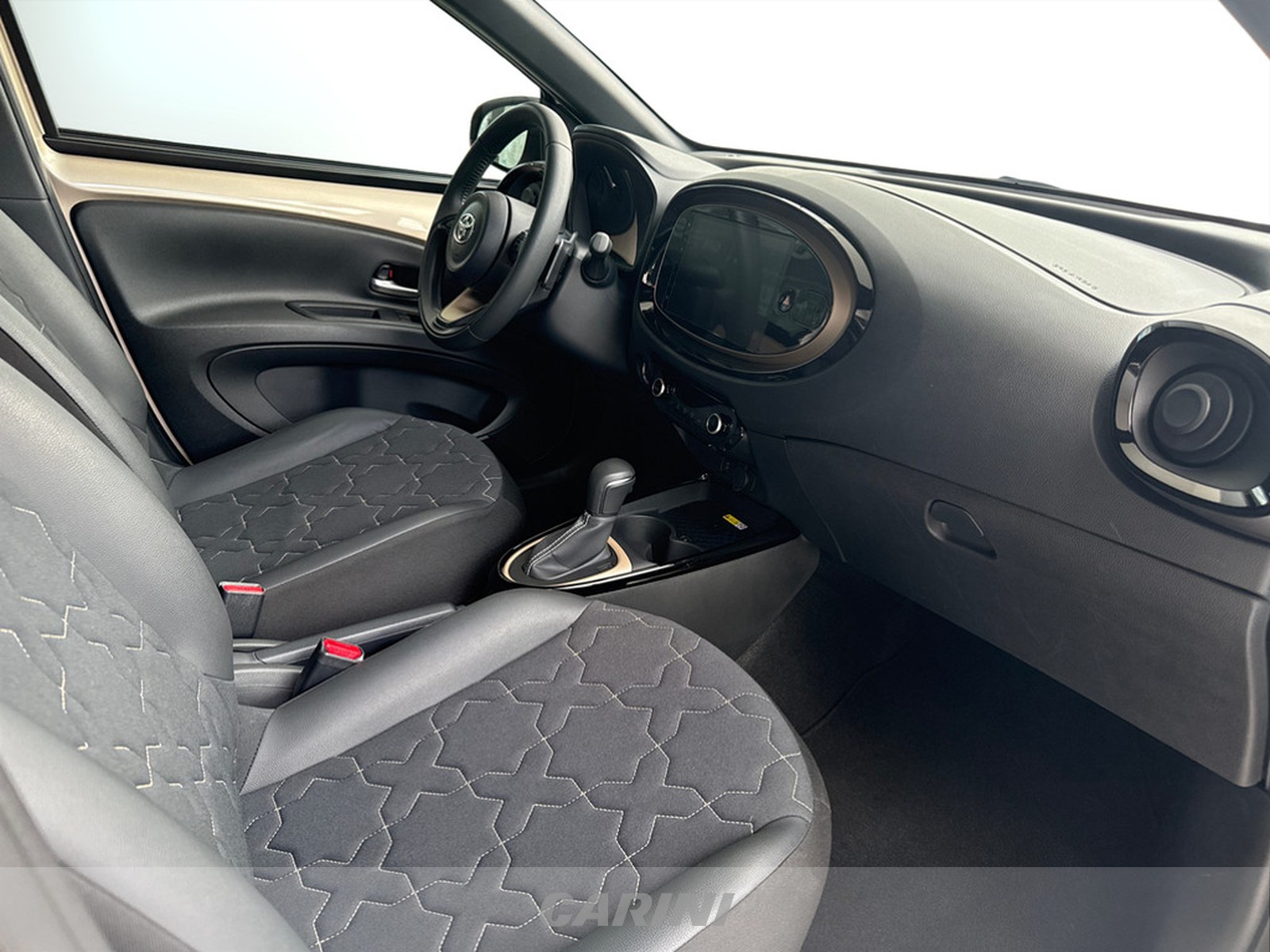 CARINI Toyota Aygo