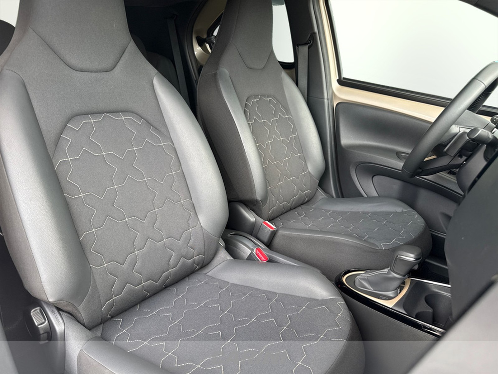 CARINI Toyota Aygo
