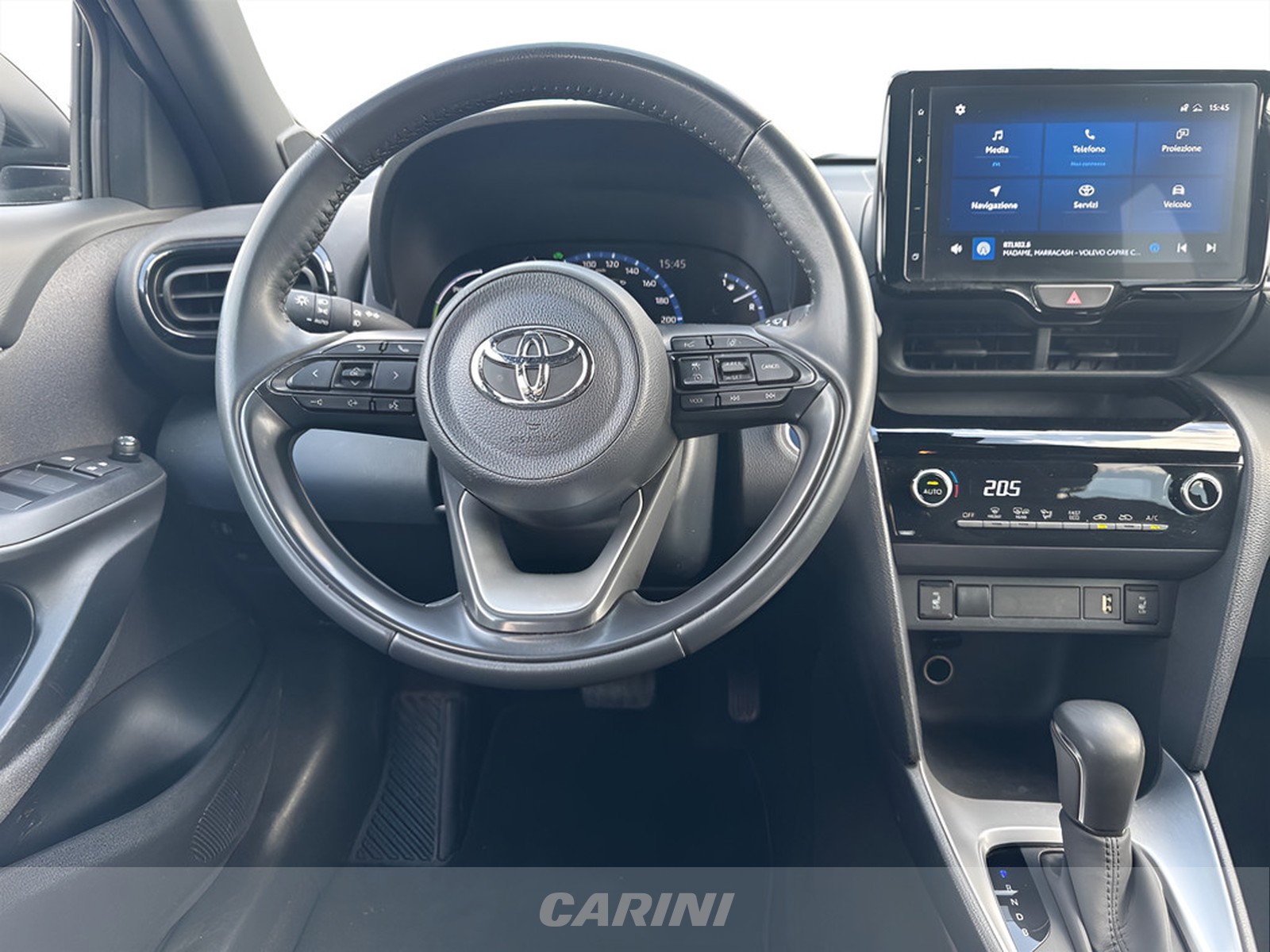 CARINI Toyota yaris cross