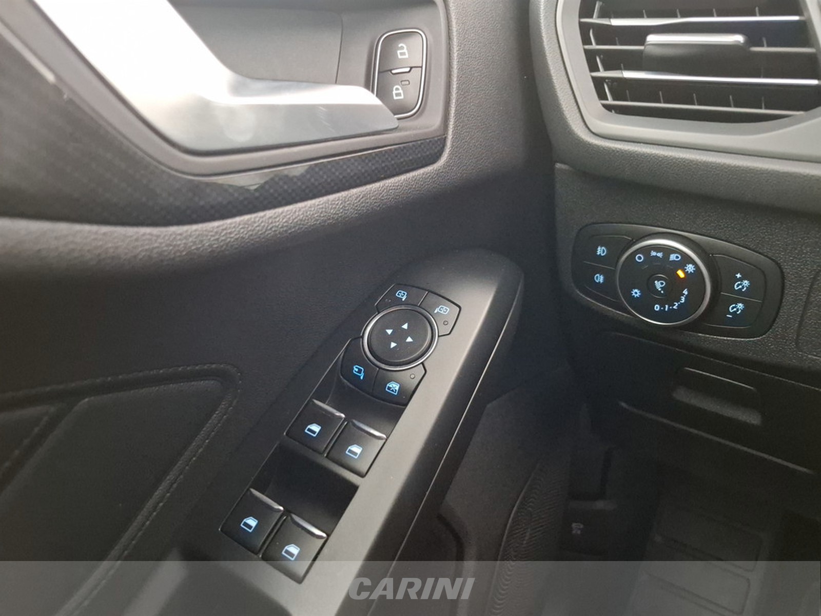 CARINI Ford Focus