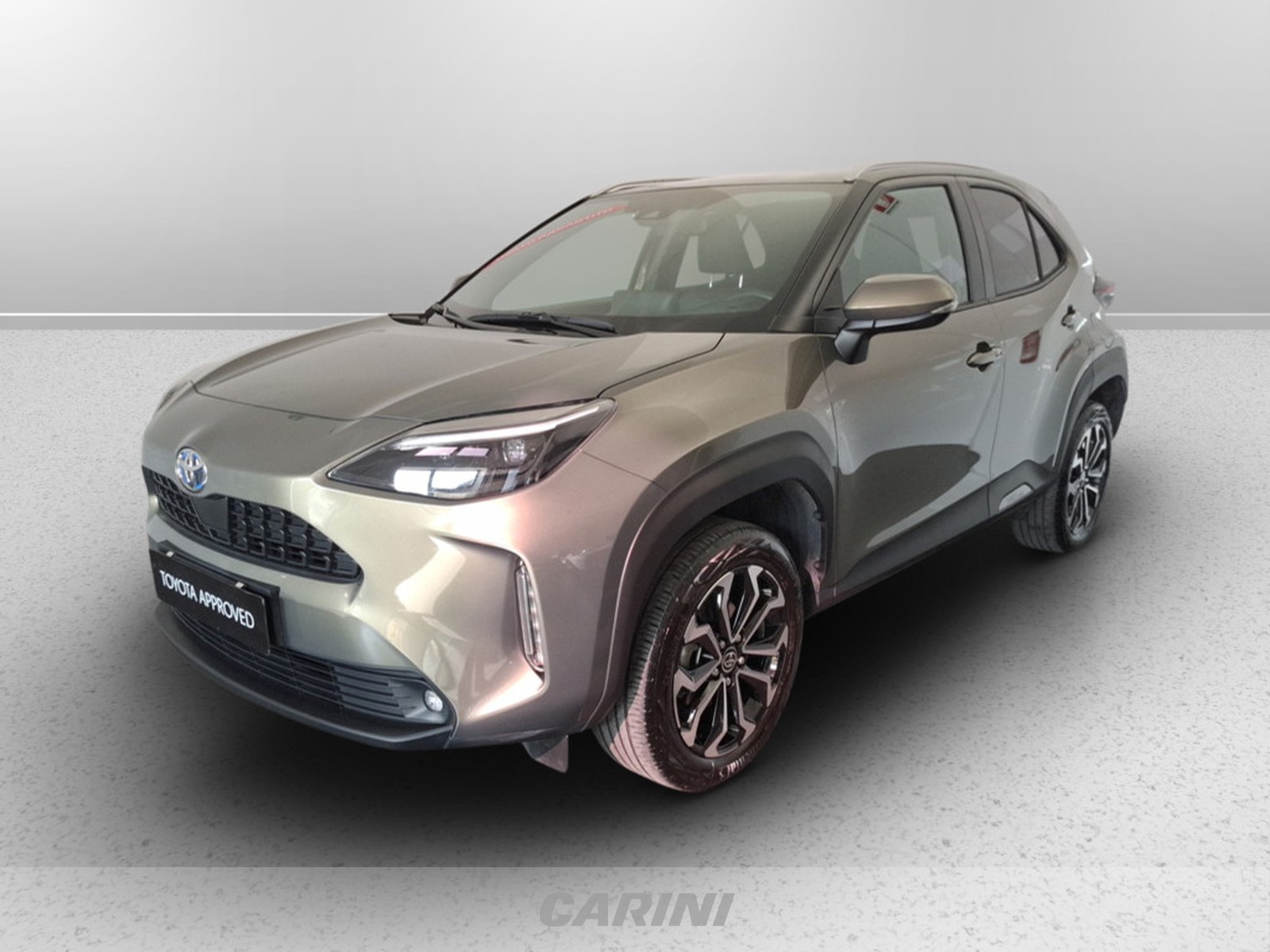 CARINI Toyota yaris cross