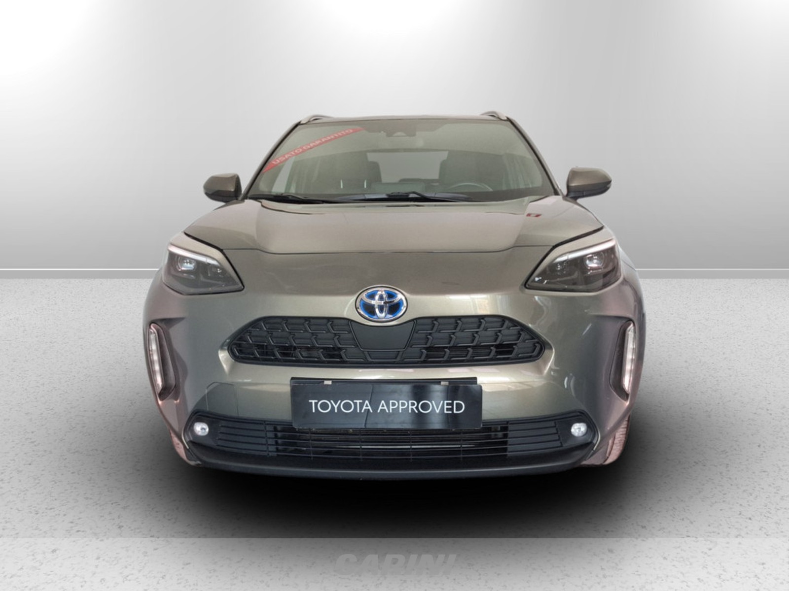 CARINI Toyota yaris cross