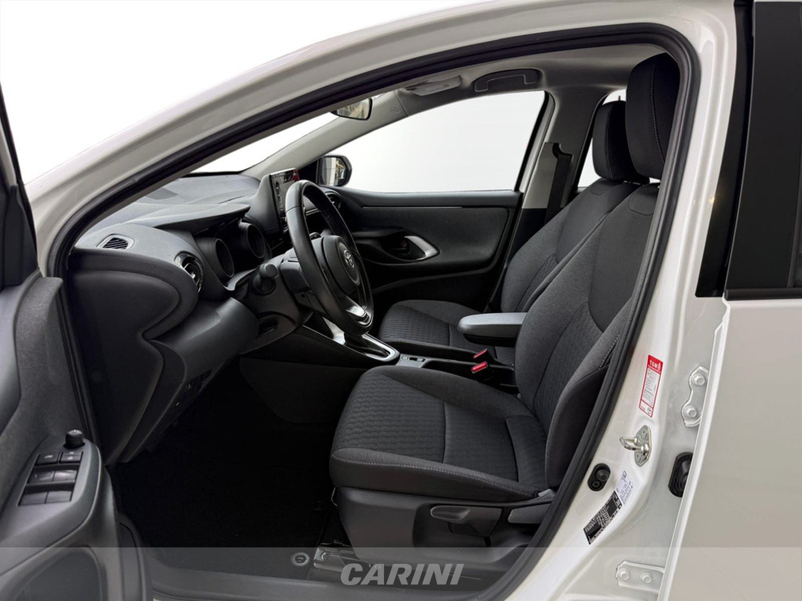 CARINI Toyota Yaris