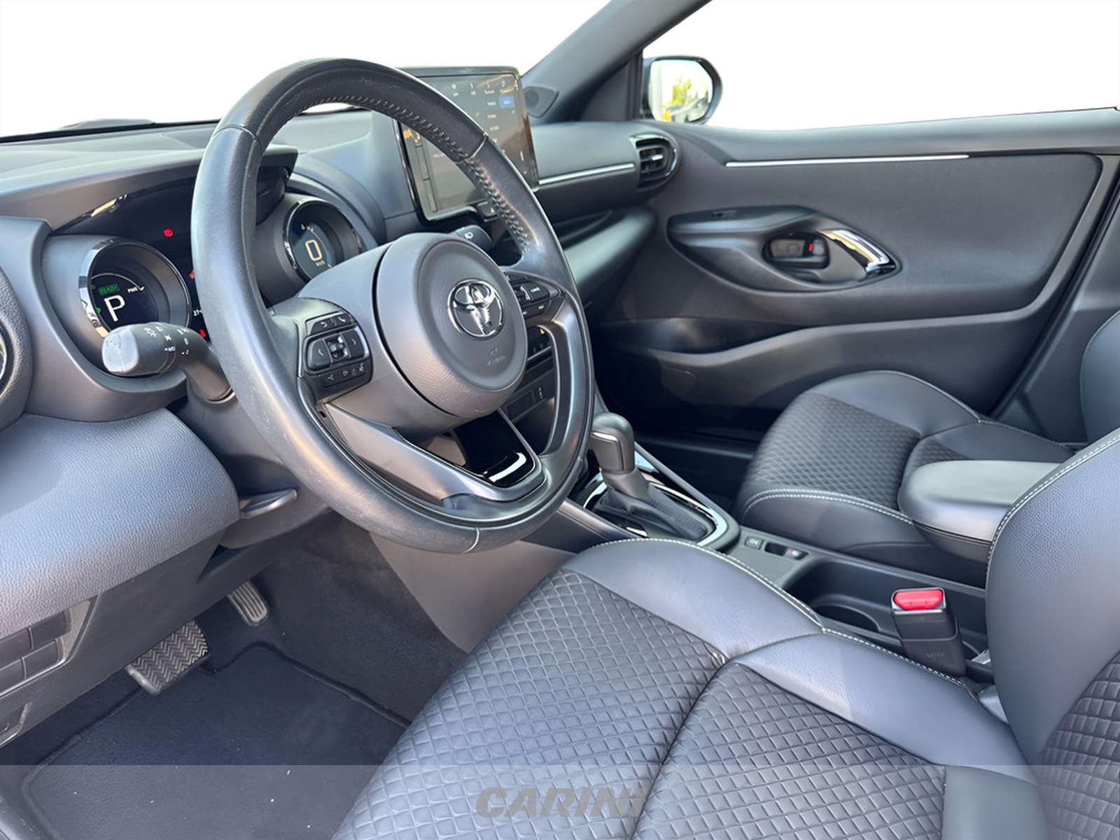 CARINI Toyota Yaris