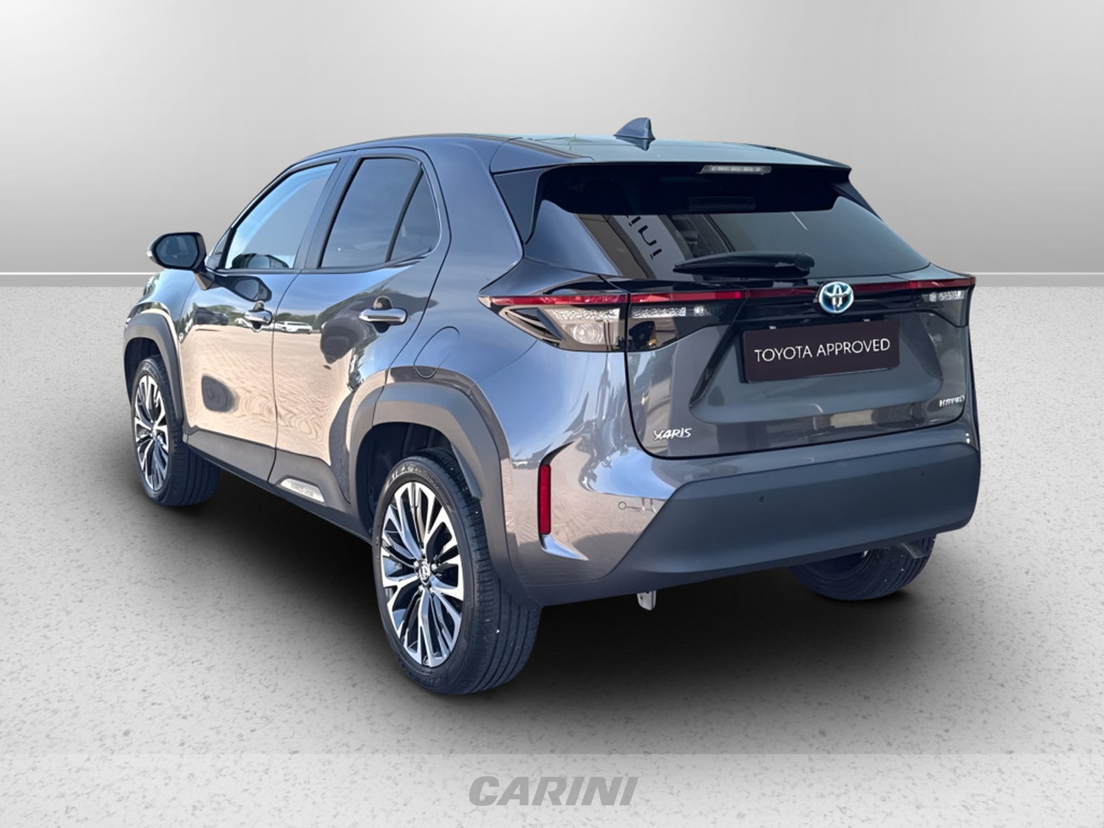 CARINI Toyota yaris cross