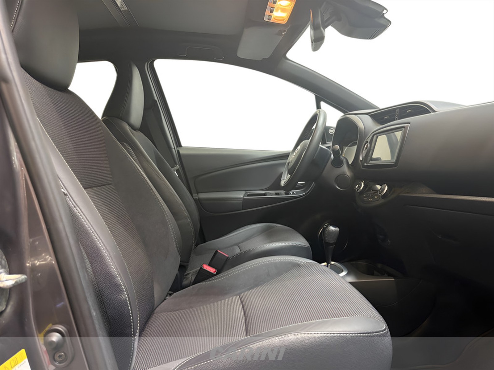 CARINI Toyota Yaris