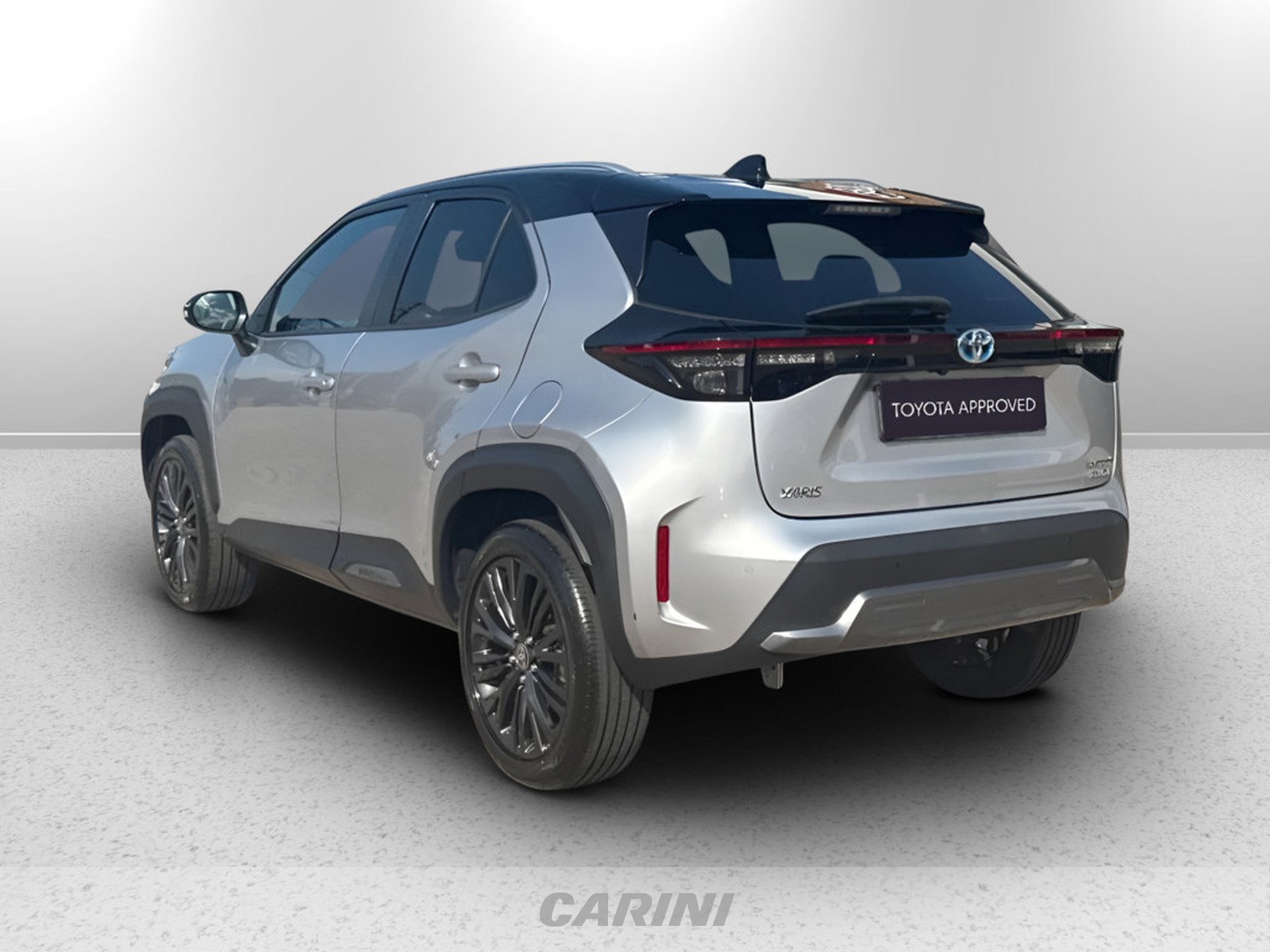CARINI Toyota yaris cross