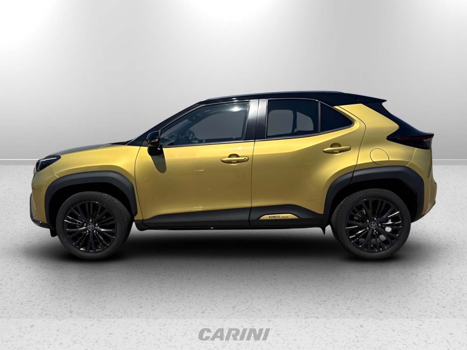 CARINI Toyota yaris cross