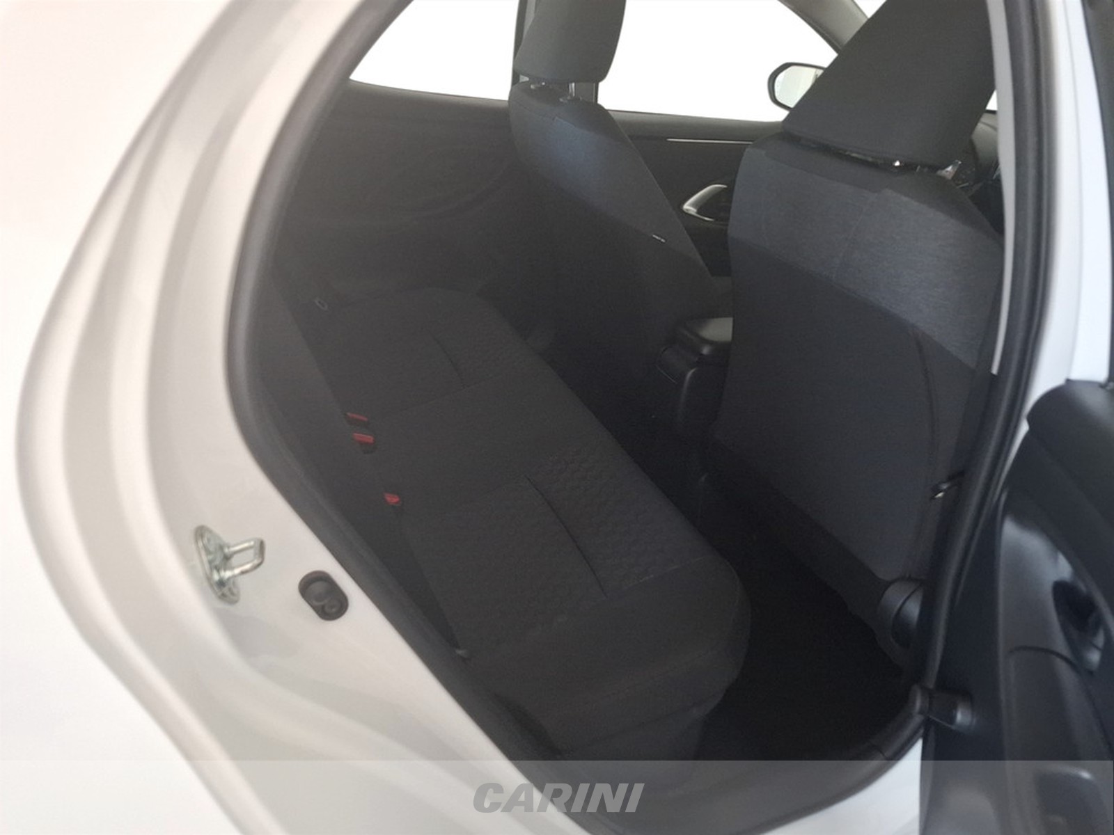 CARINI Toyota Yaris