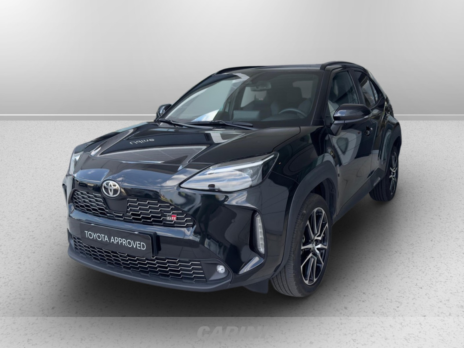 CARINI Toyota yaris cross
