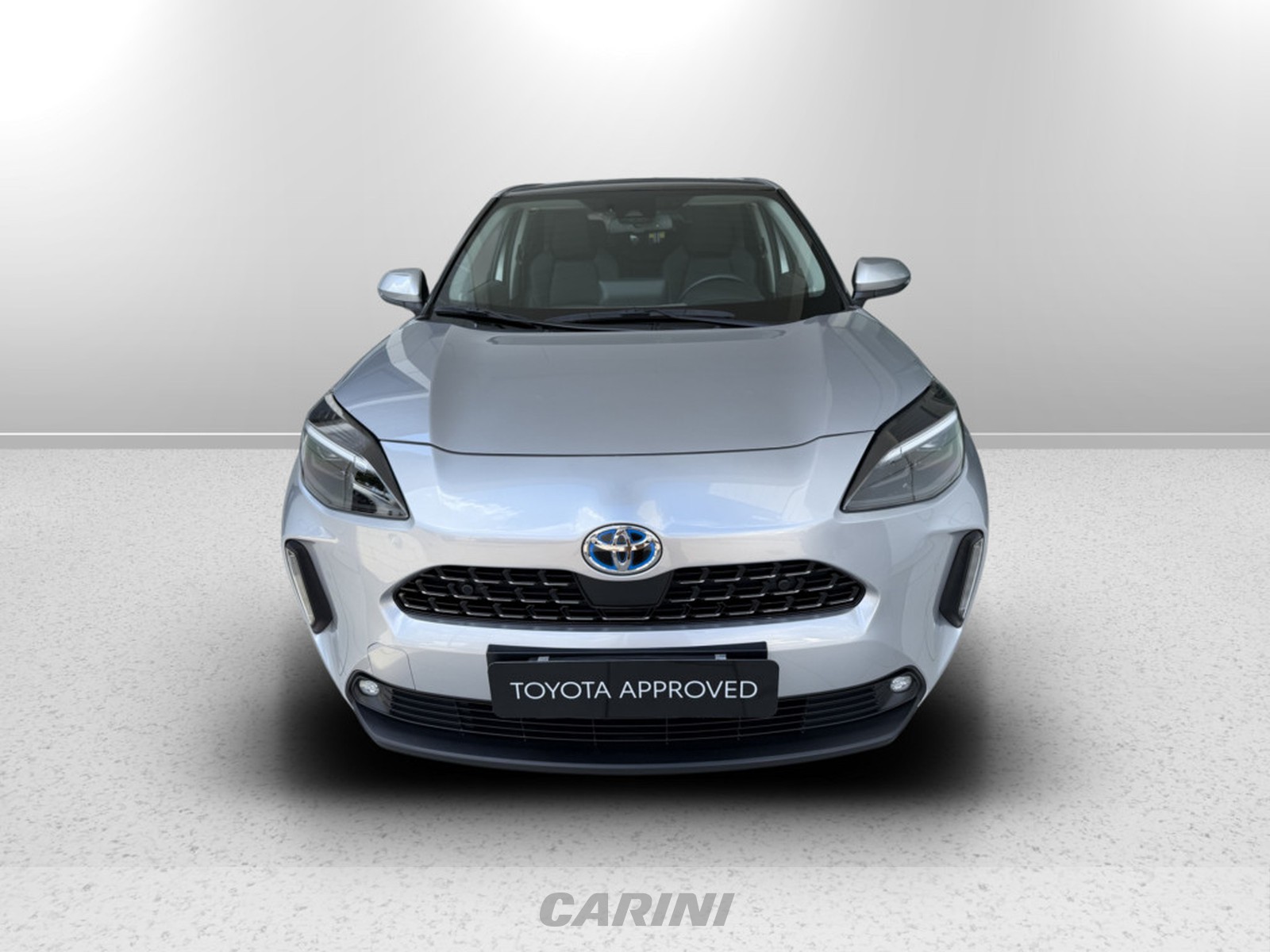 CARINI Toyota yaris cross