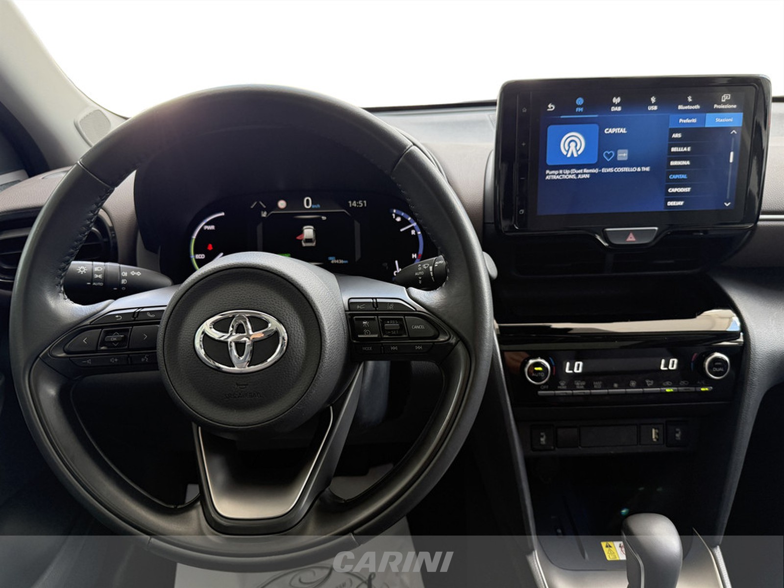 CARINI Toyota yaris cross
