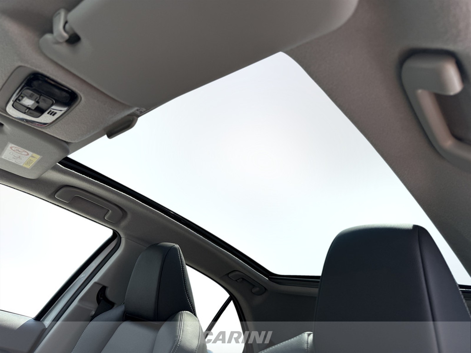 CARINI Toyota yaris cross