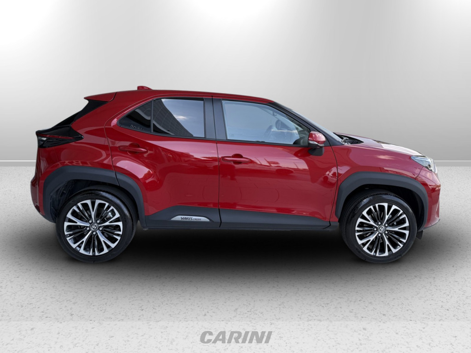 CARINI Toyota yaris cross