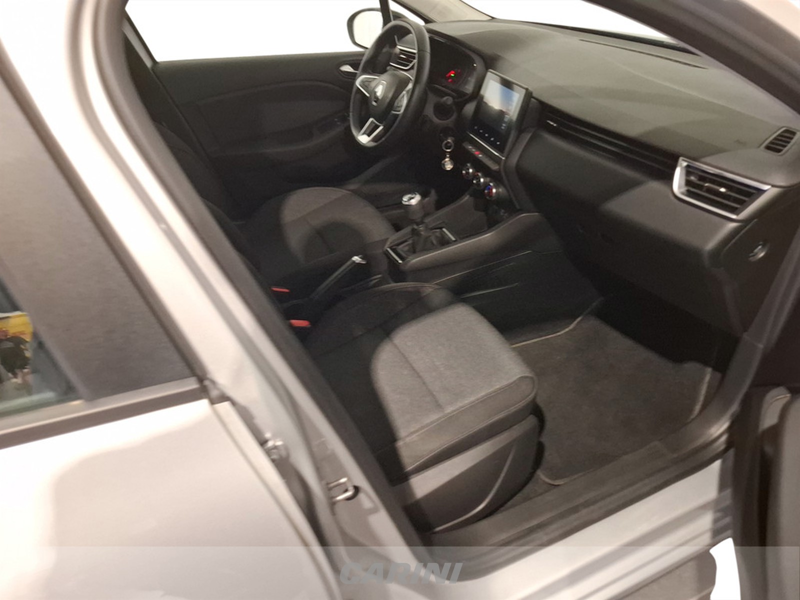 CARINI Renault Clio