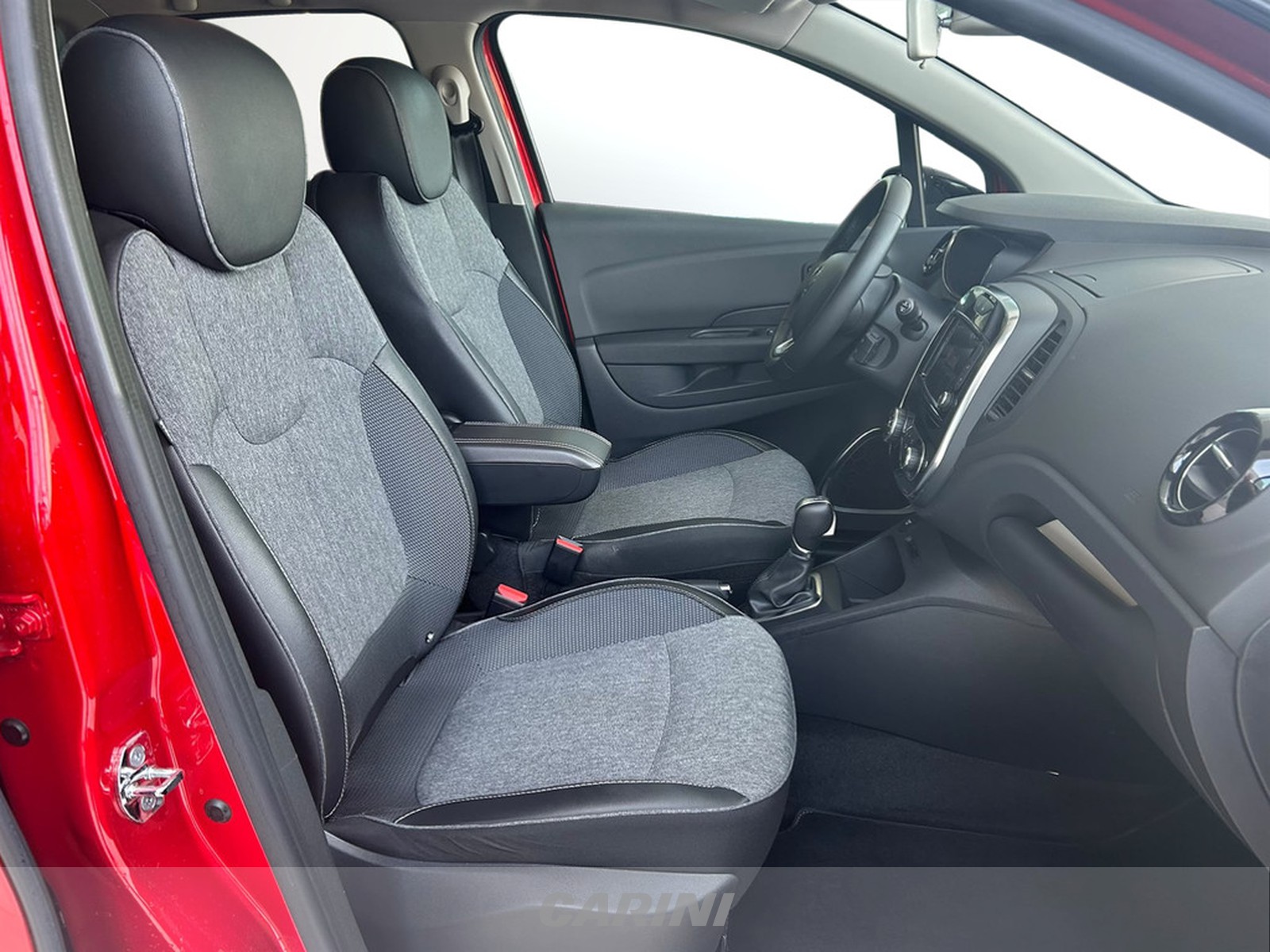 CARINI Renault Captur