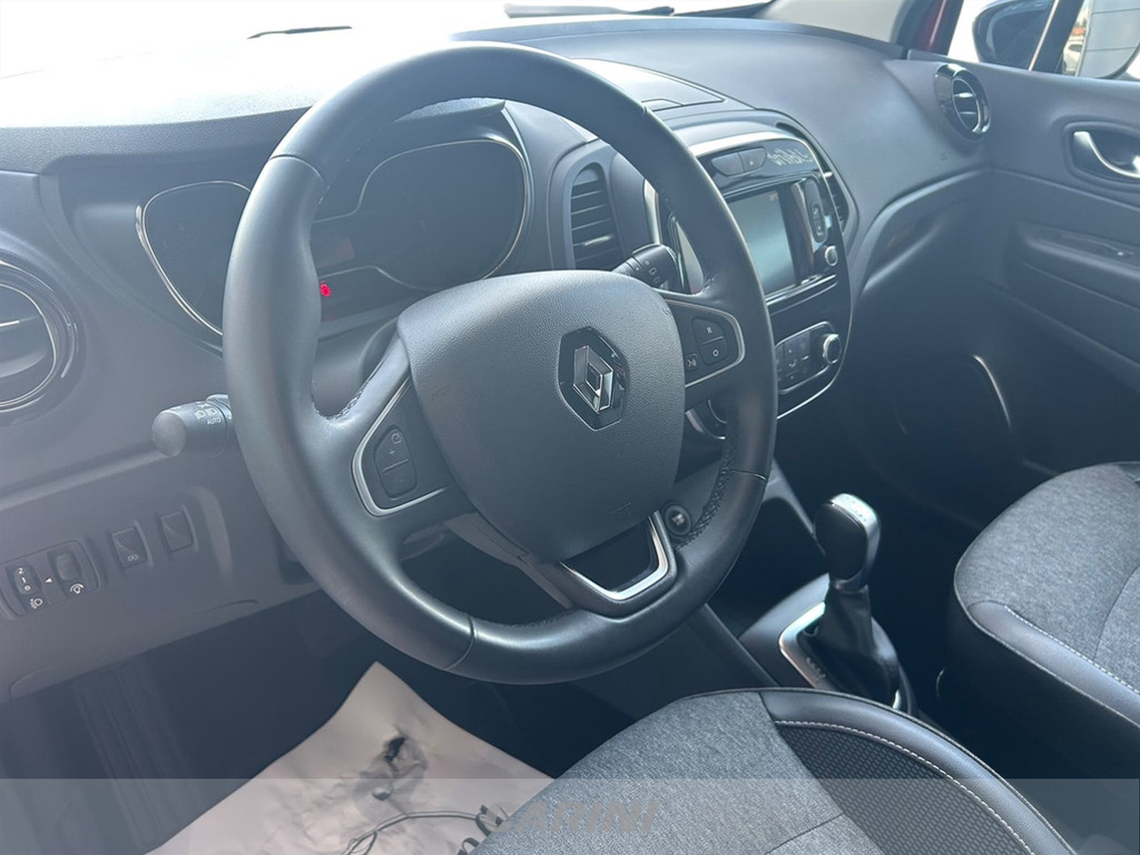 CARINI Renault Captur
