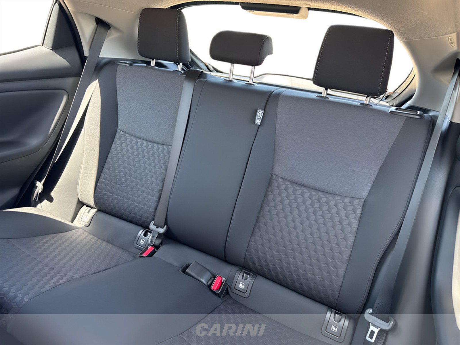 CARINI Toyota Yaris