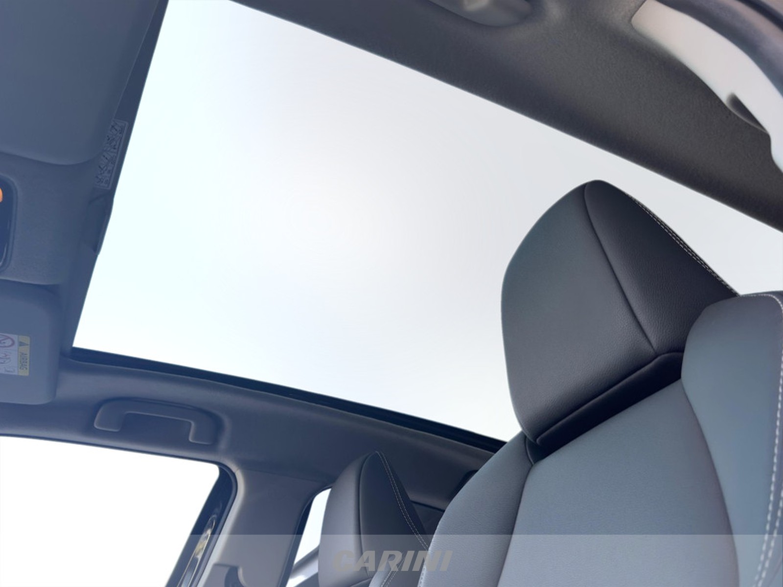 CARINI Toyota yaris cross