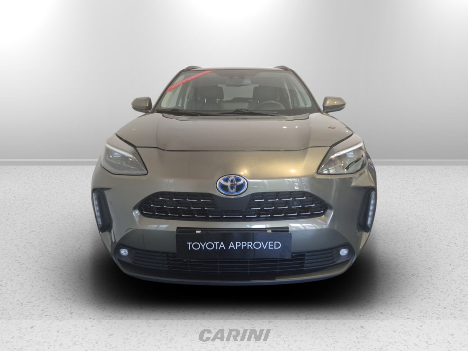 CARINI Toyota yaris cross