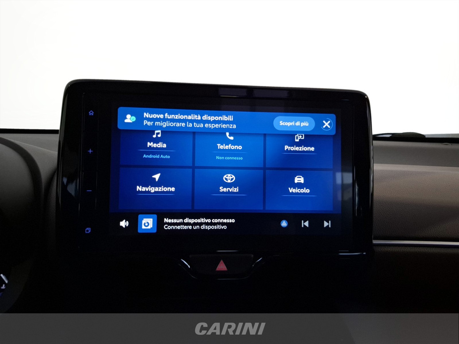 CARINI Toyota yaris cross