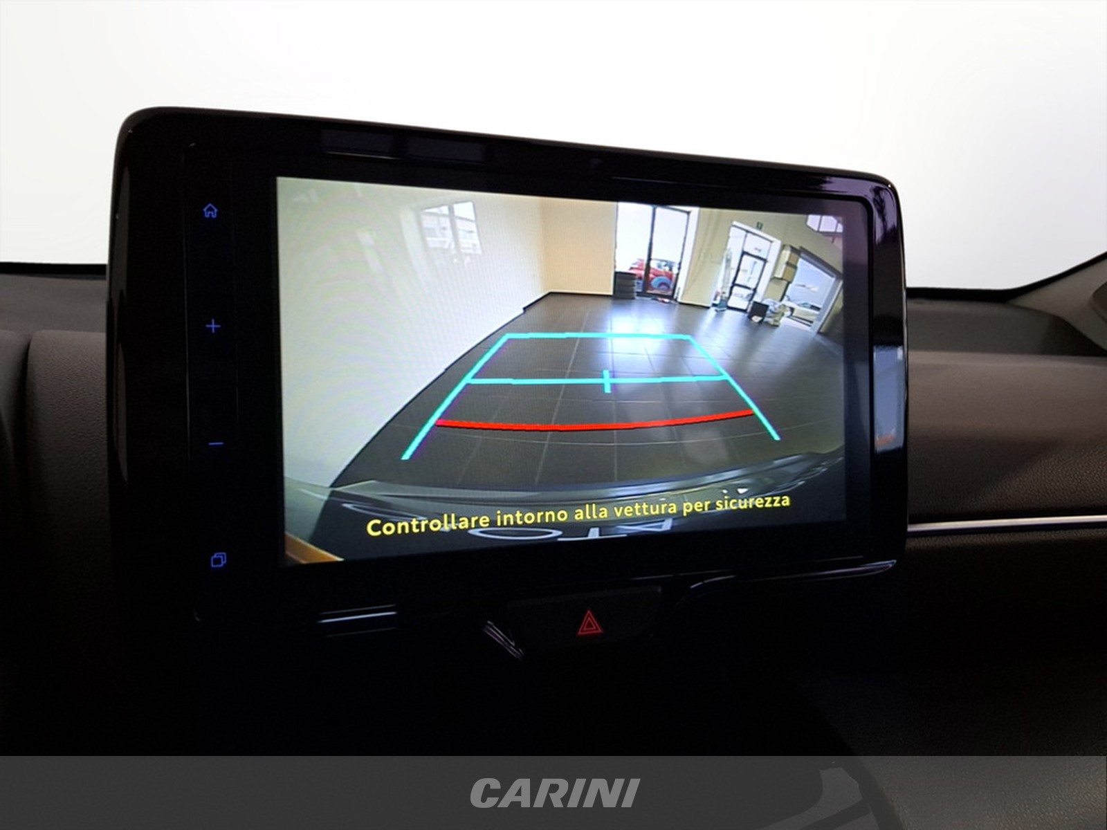 CARINI Toyota yaris cross