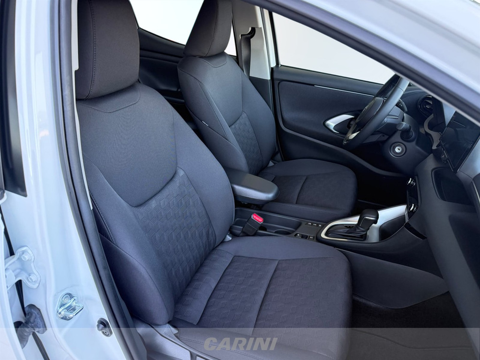 CARINI Toyota Yaris