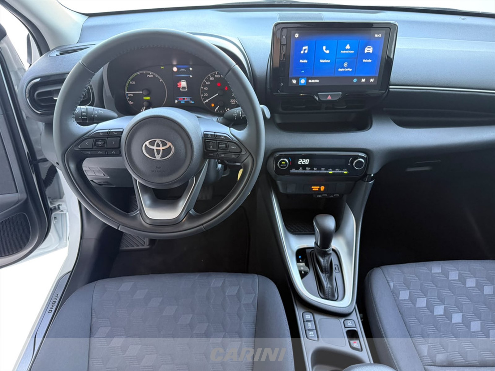 CARINI Toyota Yaris