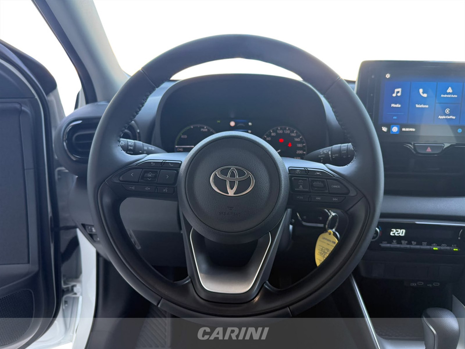 CARINI Toyota Yaris
