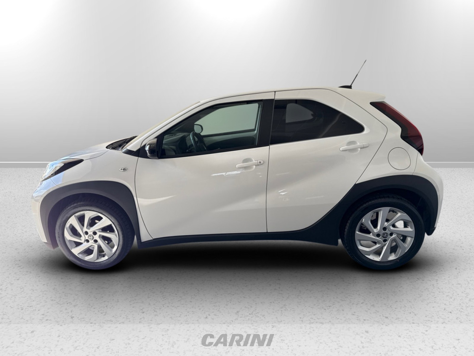 CARINI Toyota Aygo
