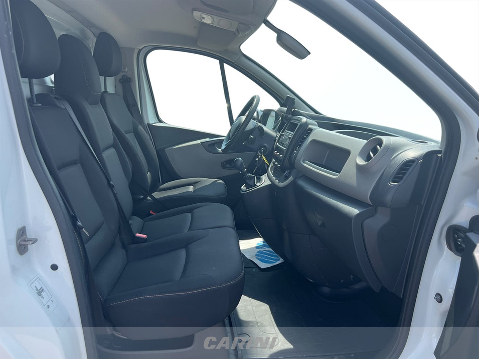 CARINI Renault Trafic