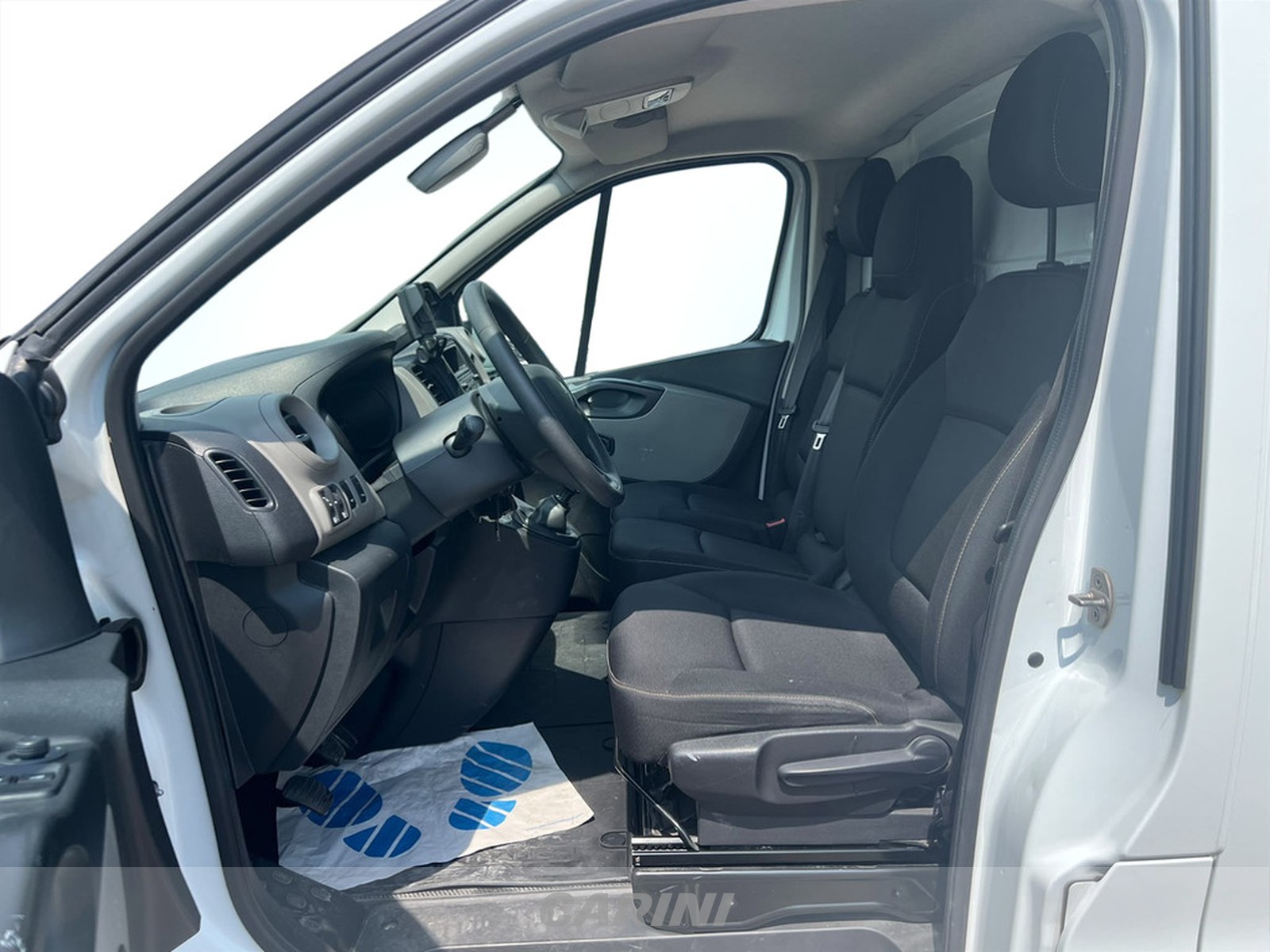 CARINI Renault Trafic