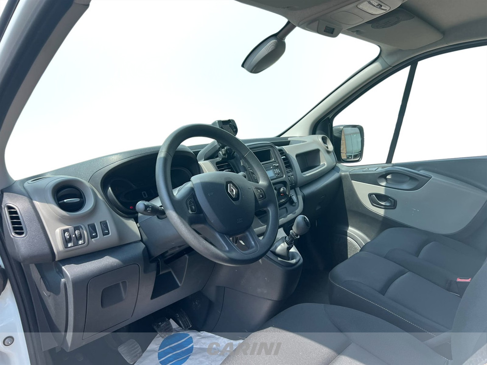 CARINI Renault Trafic