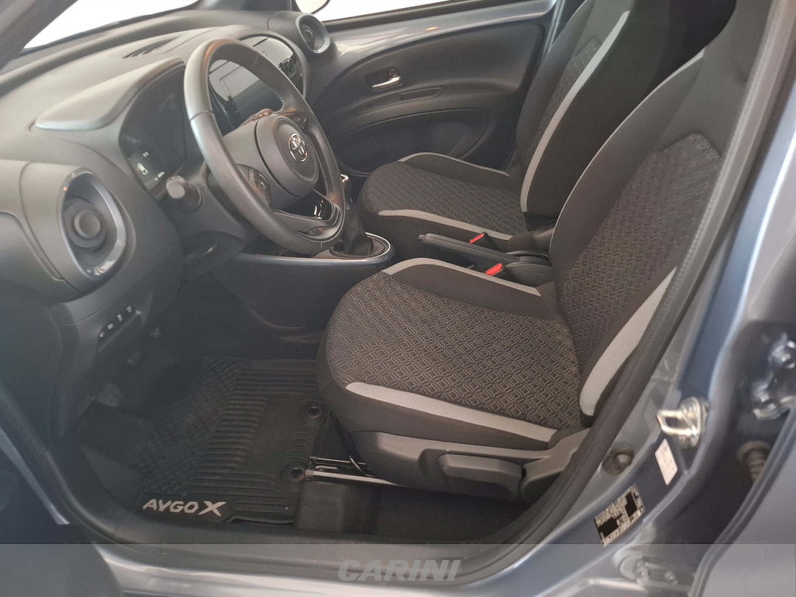 CARINI Toyota Aygo