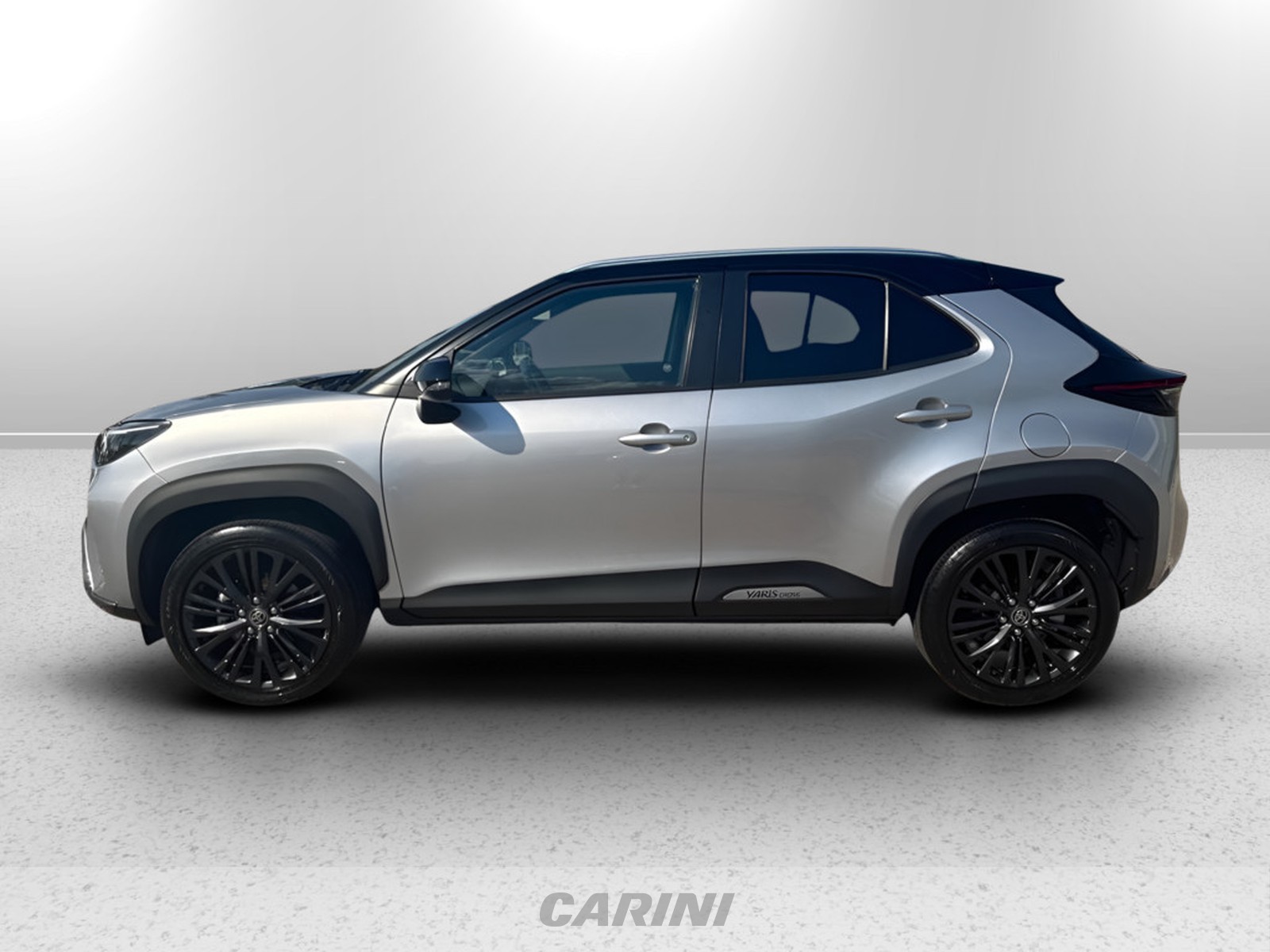 CARINI Toyota yaris cross