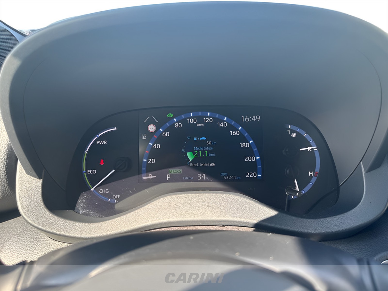 CARINI Toyota yaris cross