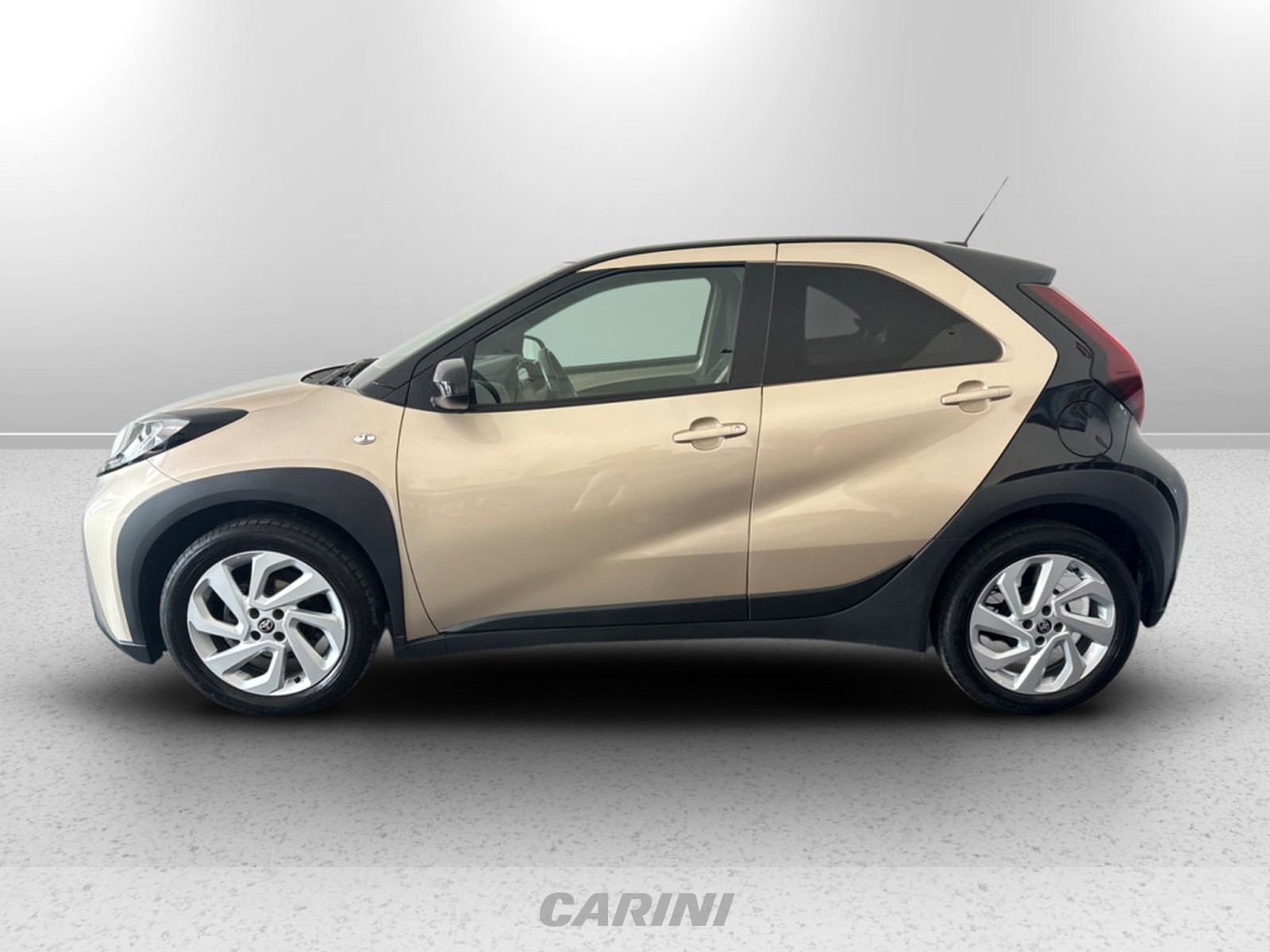 CARINI Toyota Aygo