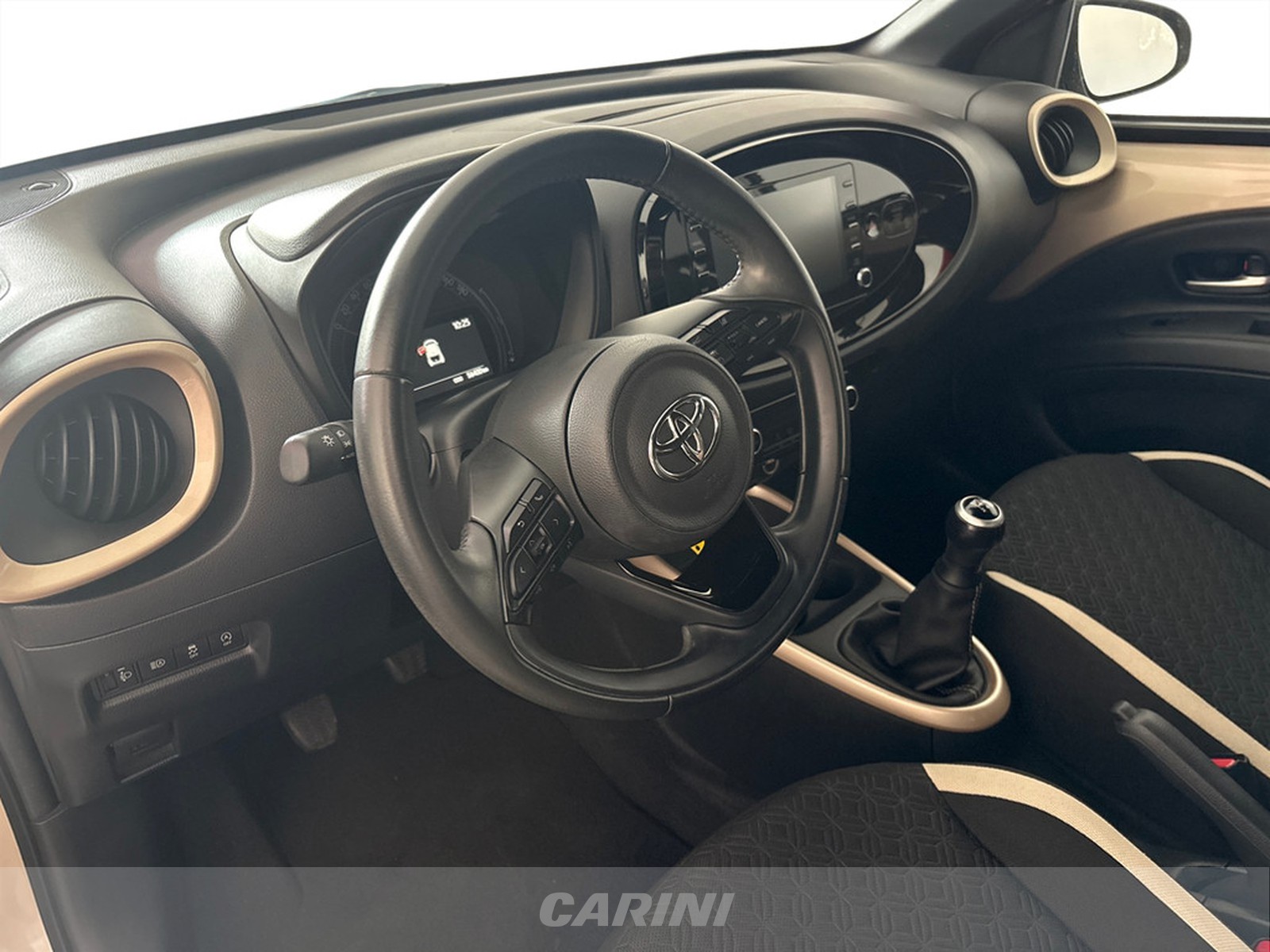 CARINI Toyota Aygo