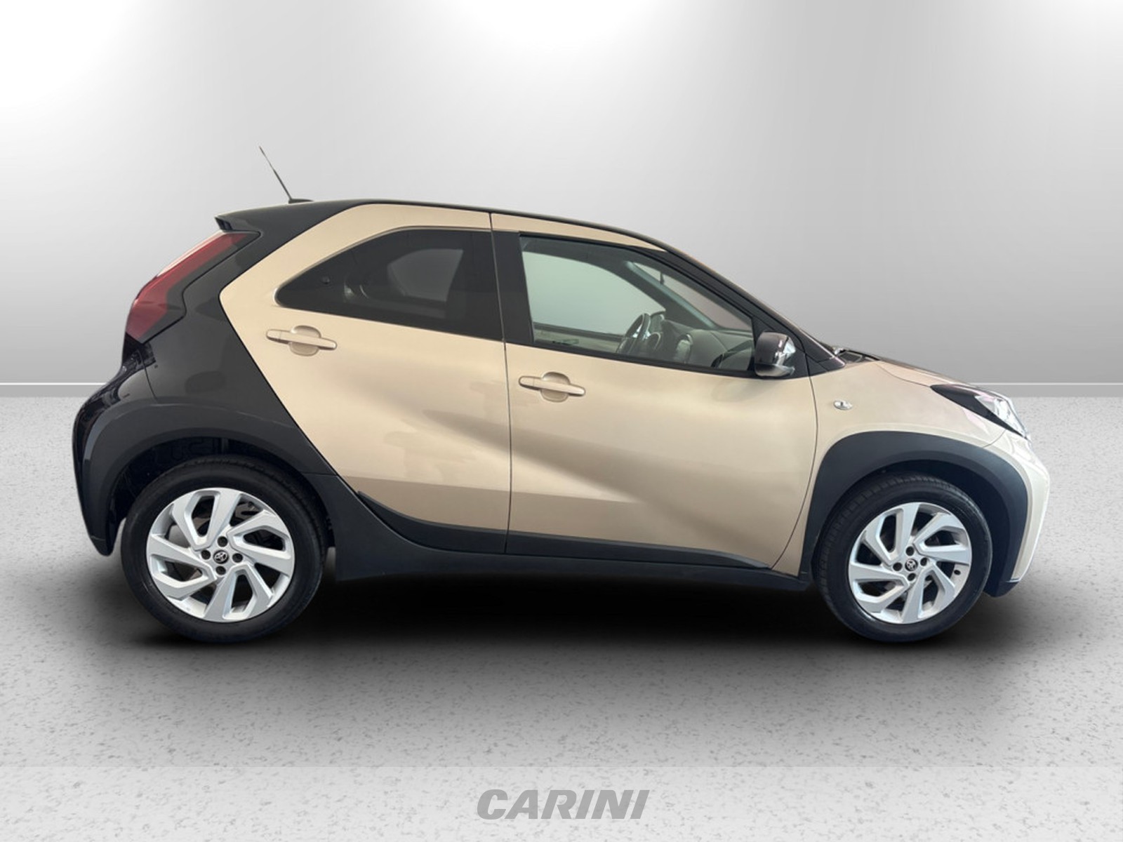 CARINI Toyota Aygo