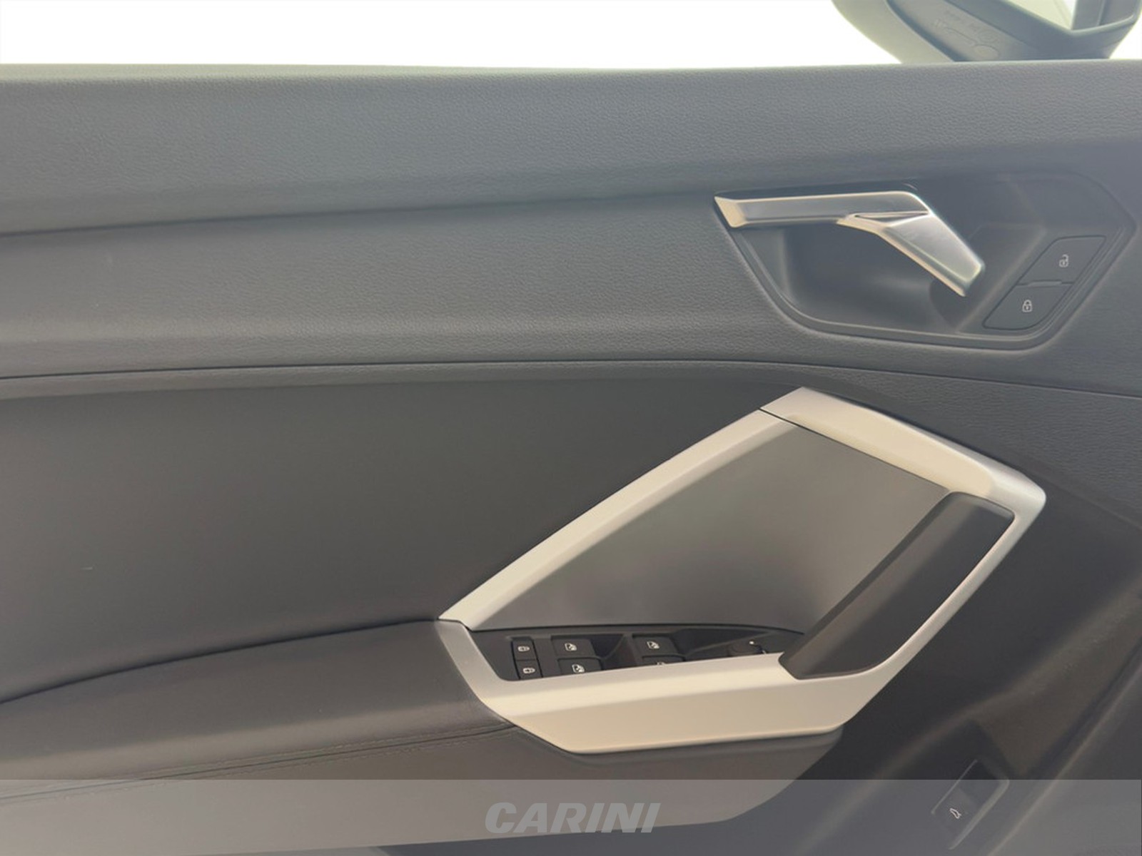 CARINI Audi Q3