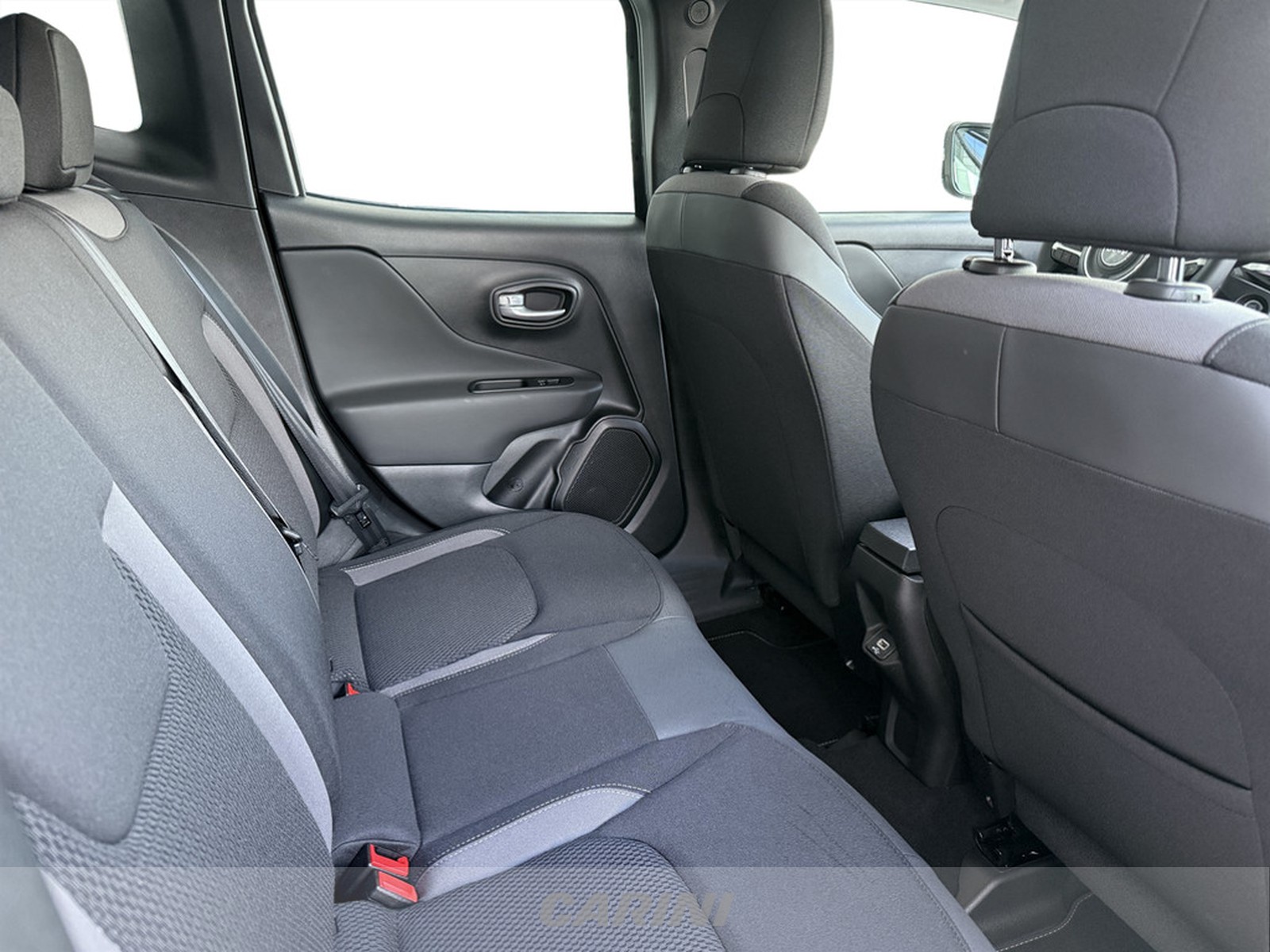 CARINI Jeep Renegade