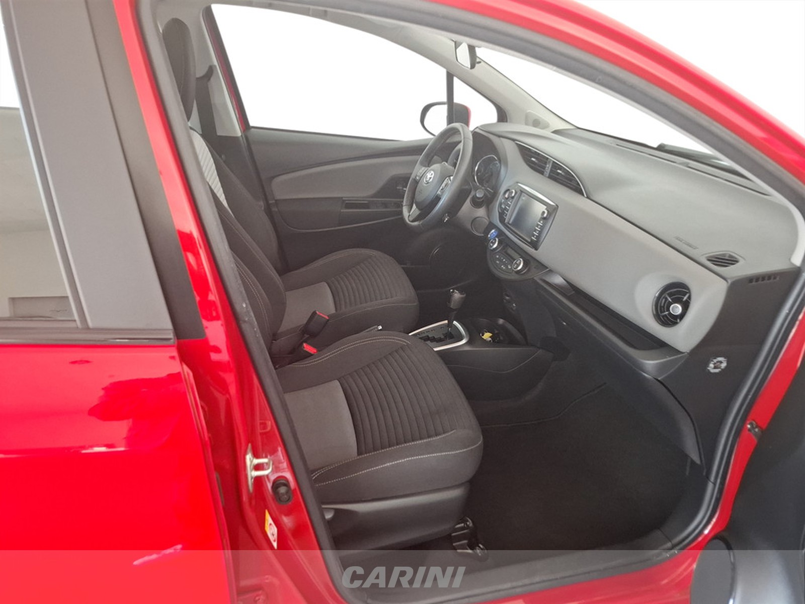 CARINI Toyota Yaris