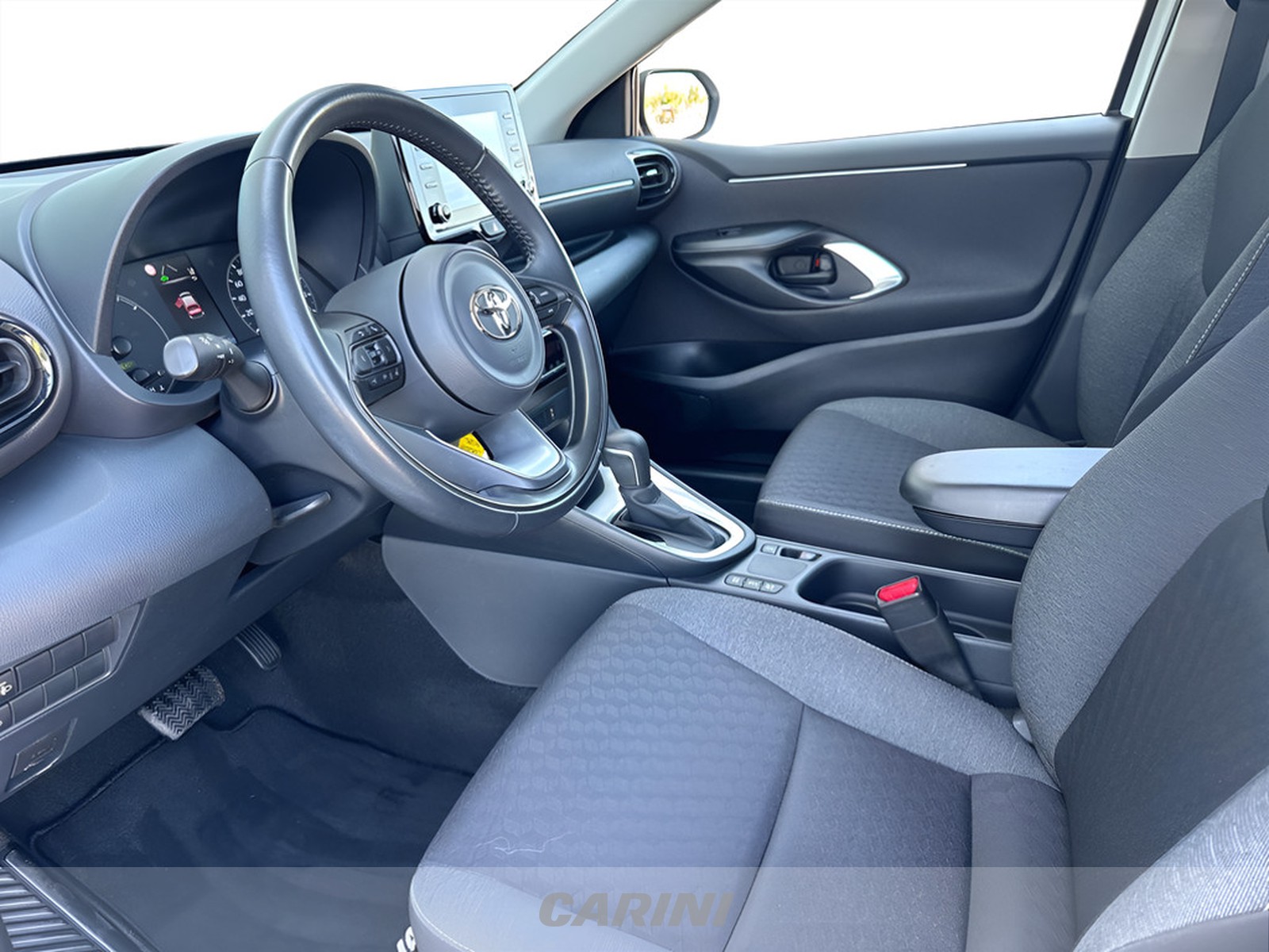 CARINI Toyota Yaris