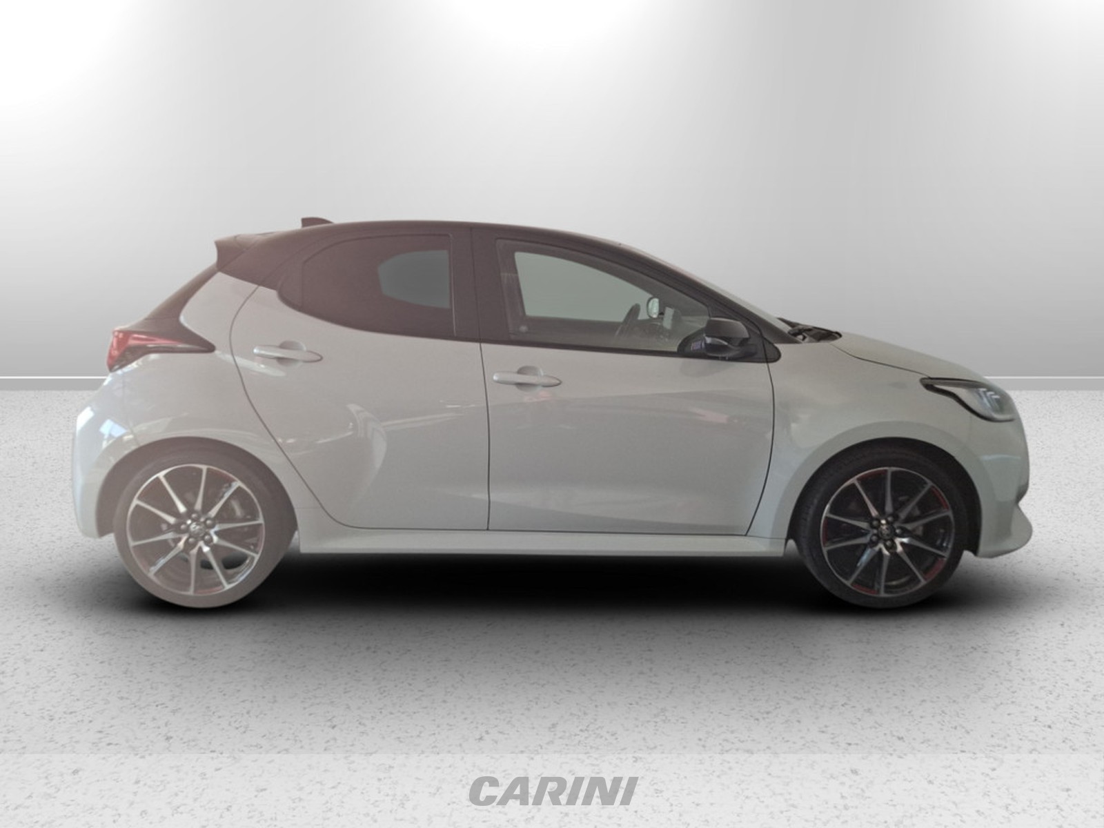 CARINI Toyota Yaris